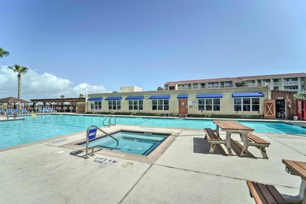 1 Bedroom Studio Near Beach W Pool & Amenities South Padre Island Buitenkant foto